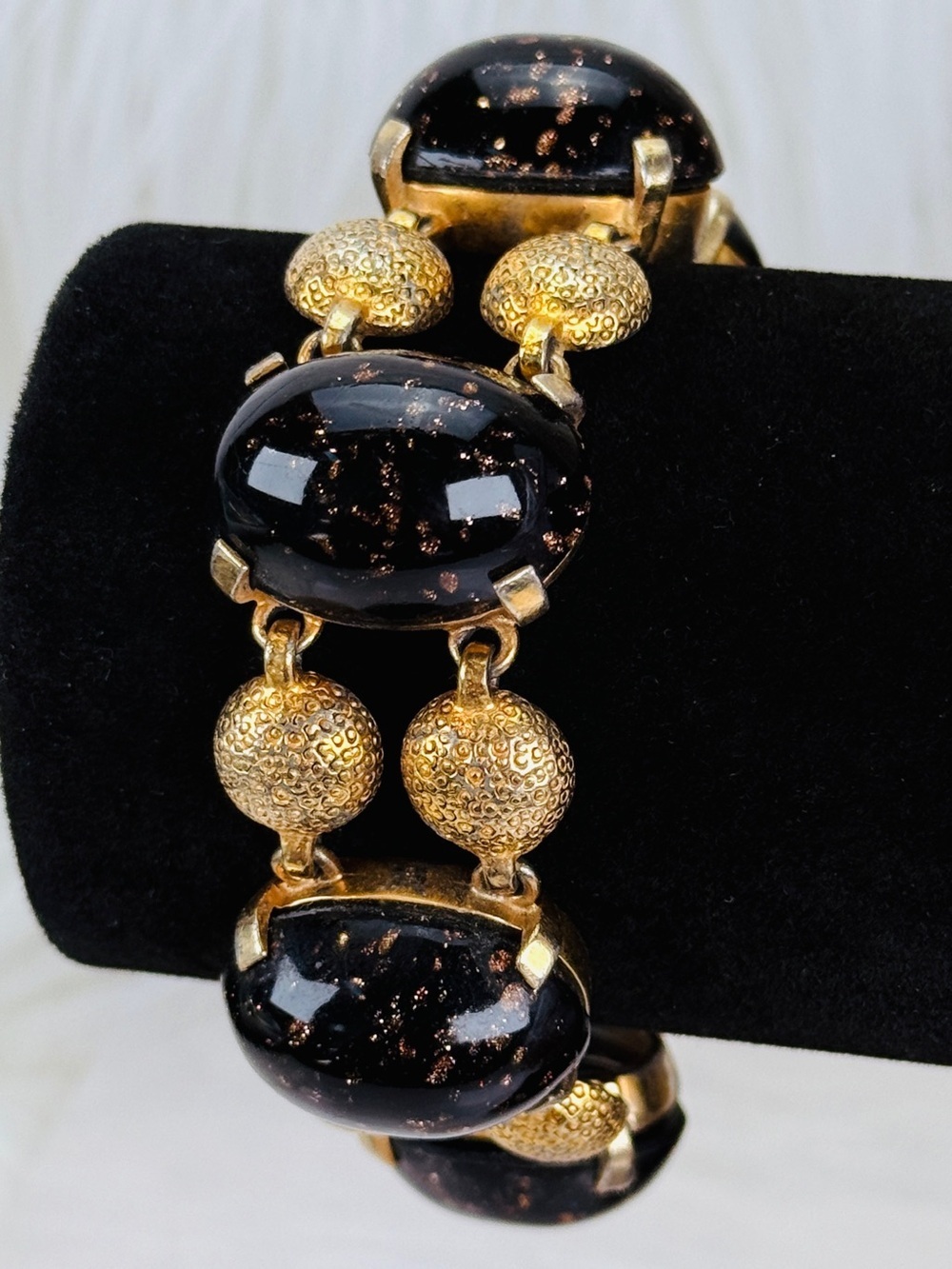 Rare Vintage Marvella Black Goldstone Cabochon Link Bracelet Gold Tone